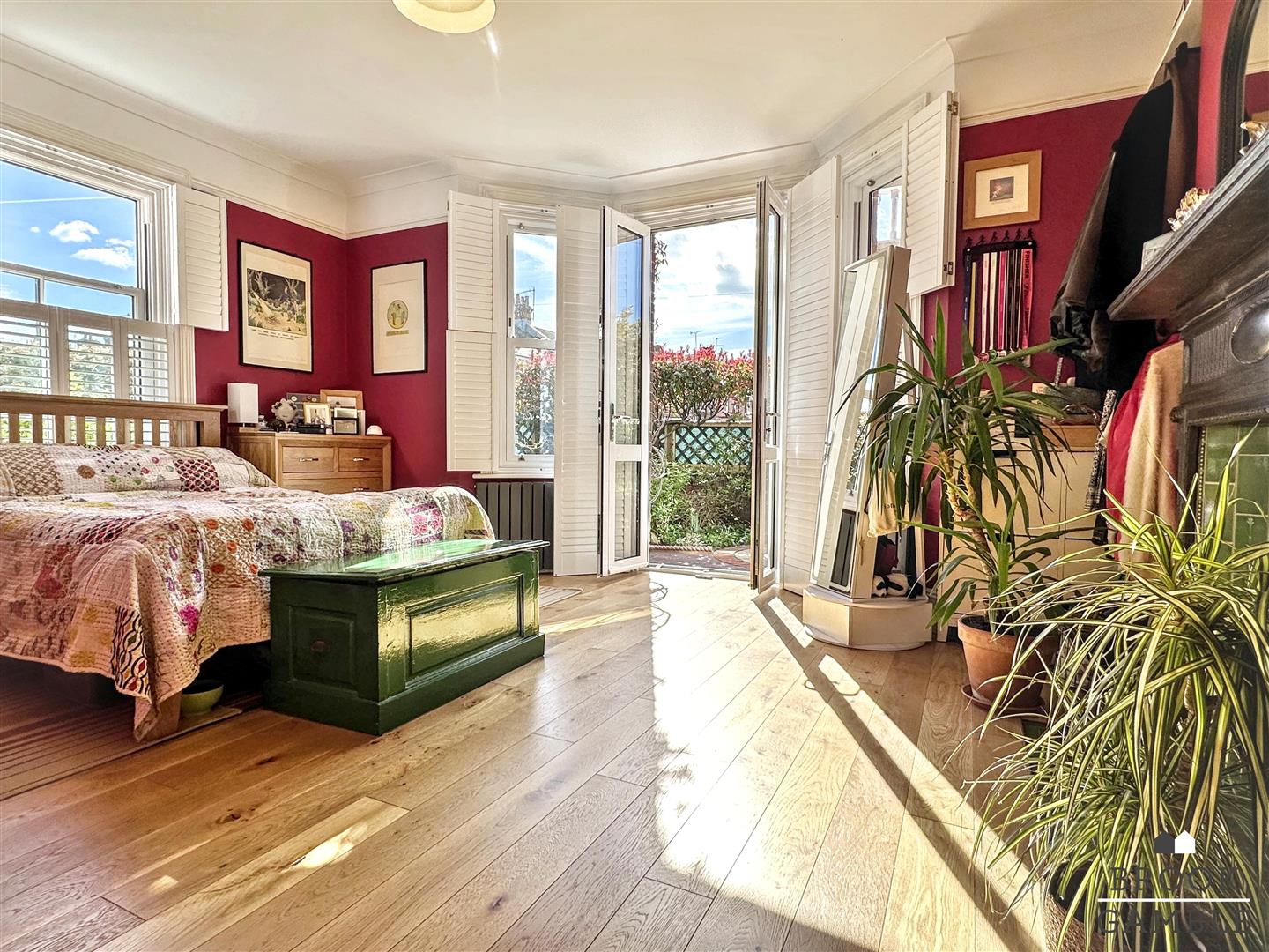 4 Bedroom House. Milton Road in Eastbourne,  12